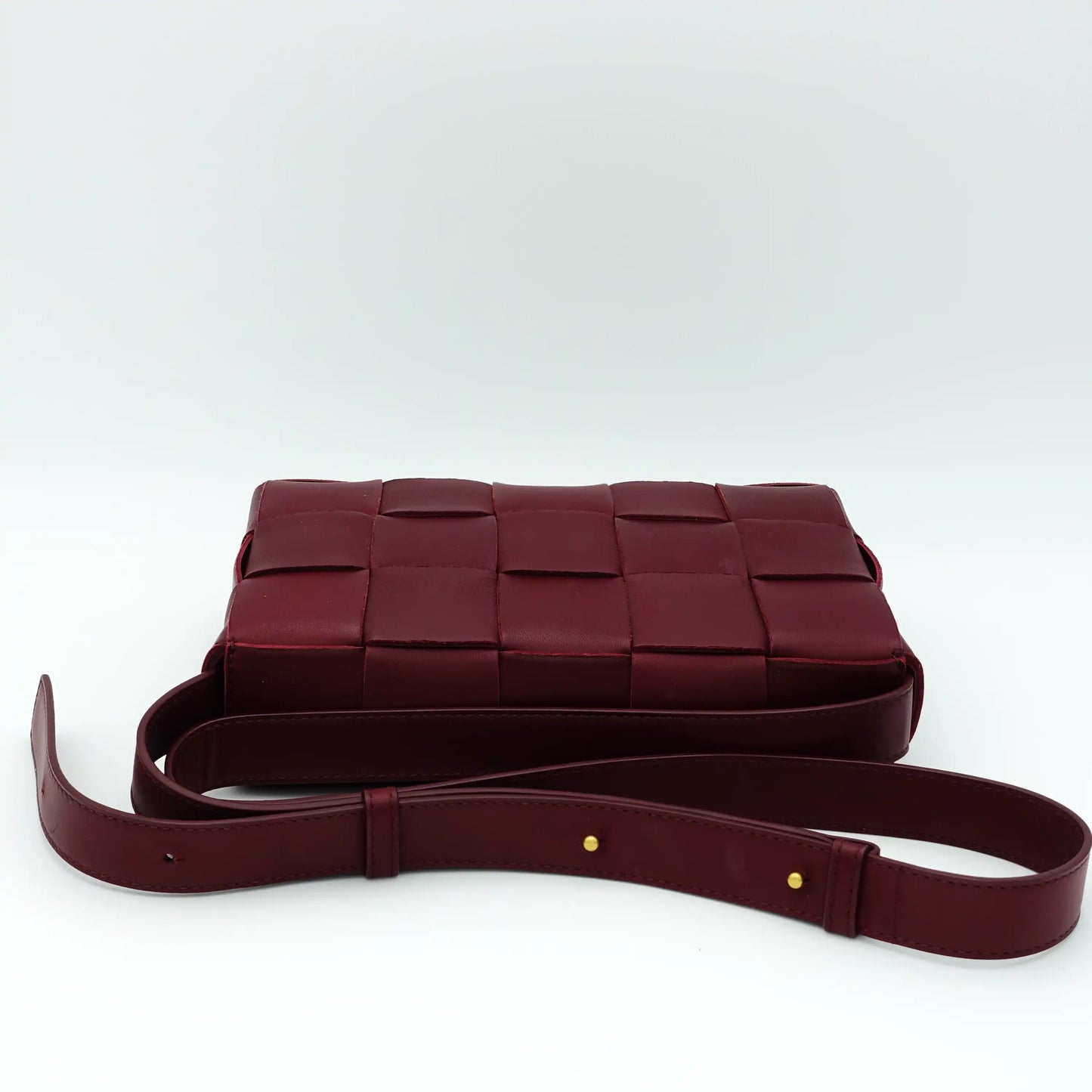 Bottega Veneta Cassette Bag – Intrecciato Leather in Deep Burgundy