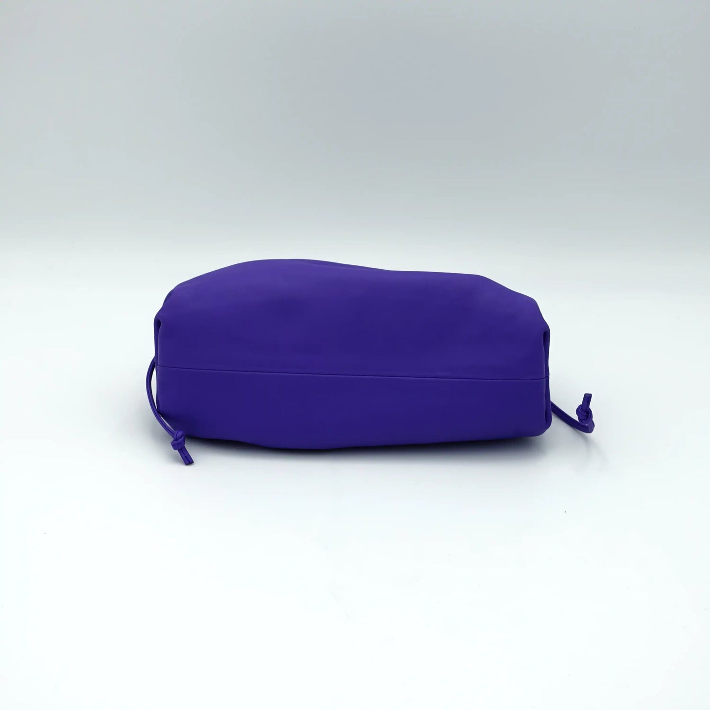 Bottega Veneta Small Pouch Bag in Purple Leather