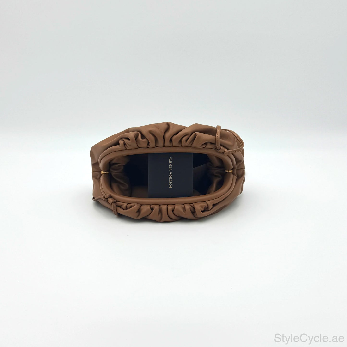 Bottega Veneta The Pouch Small in Brown Leather