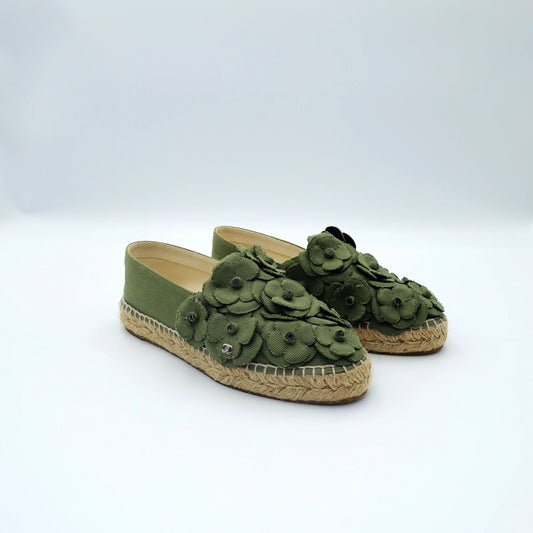 Chanel Canvas Green Appliqué Camellia Espadrilles EU36