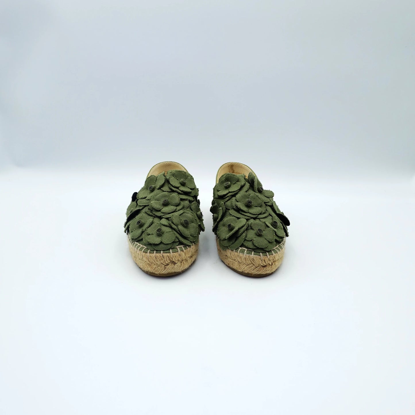 Chanel Canvas Green Appliqué Camellia Espadrilles EU36