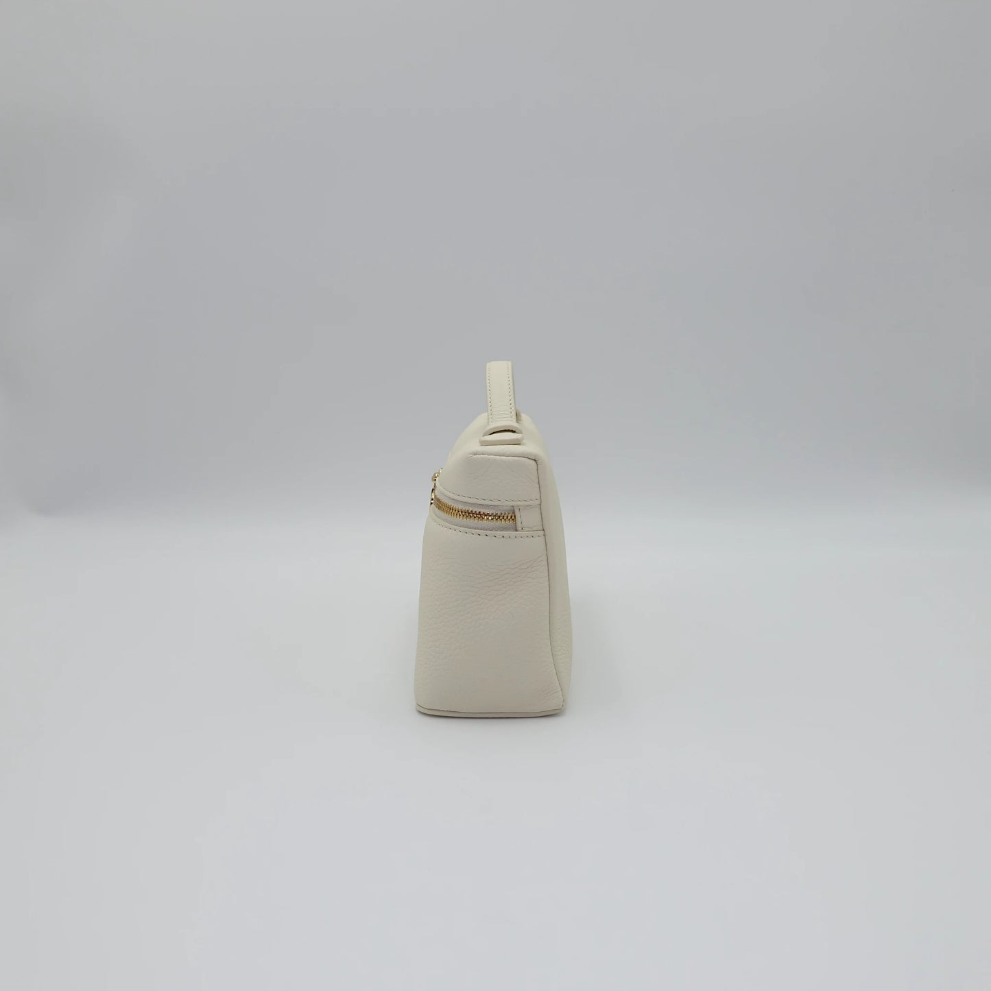 *RARE* Loro Piana Extra Pocket 19 in Whispering White