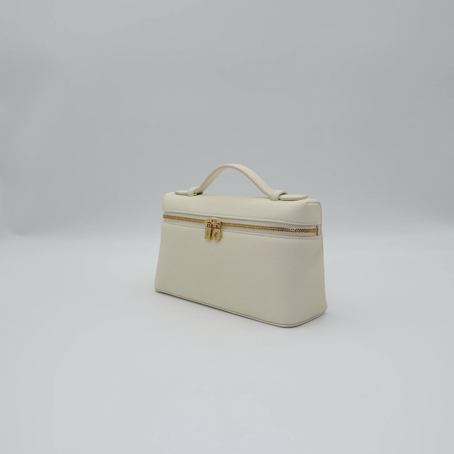 *RARE* Loro Piana Extra Pocket 19 in Whispering White