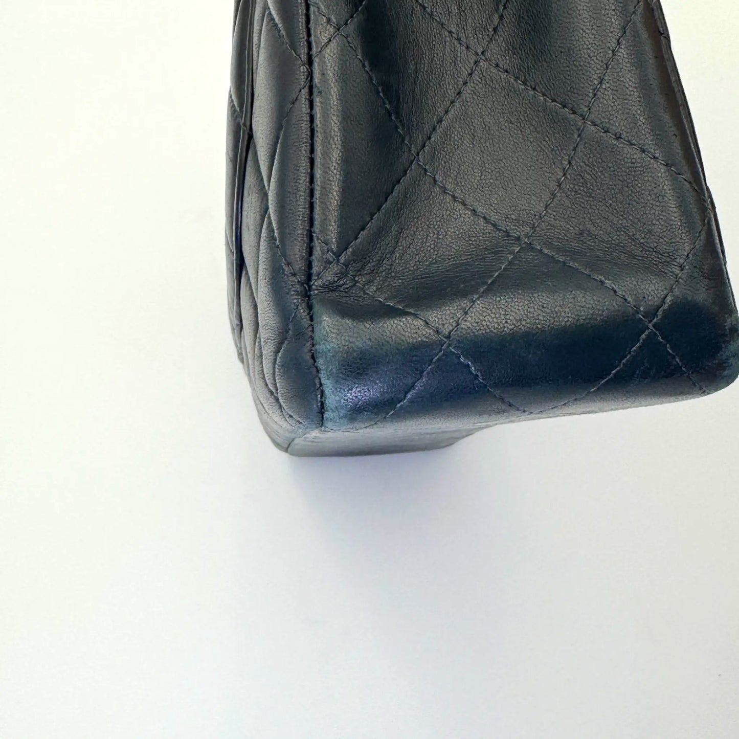 Chanel Classic Single Flap Bag – Black Quilted Lambskin with 24k Gold Hardware (Vintage Series)
