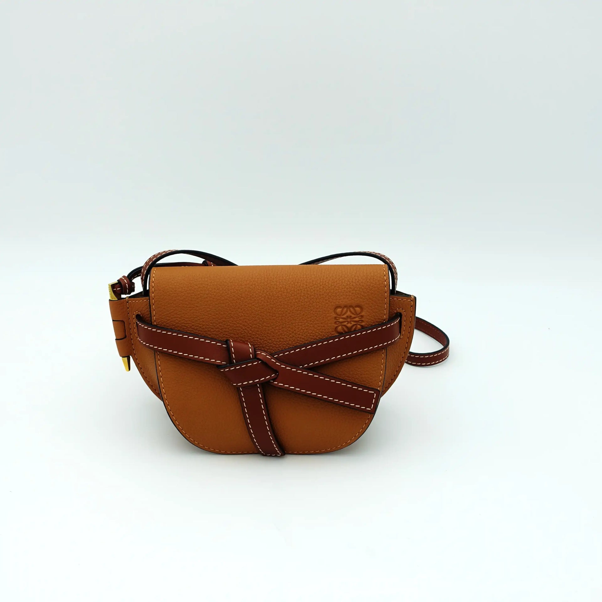 LOEWE Gate ミニ サドルバッグ Loewe Gate Mini Saddle Bag – StyleCycle