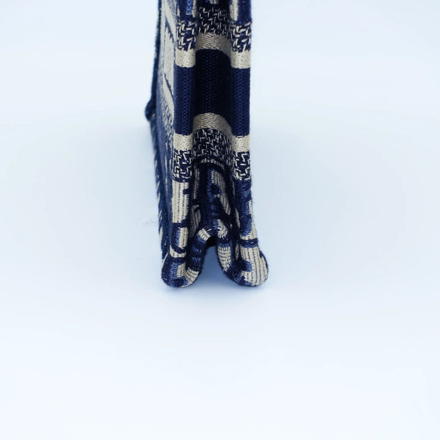 Dior Book Tote – Mini Blue Oblique Embroidery