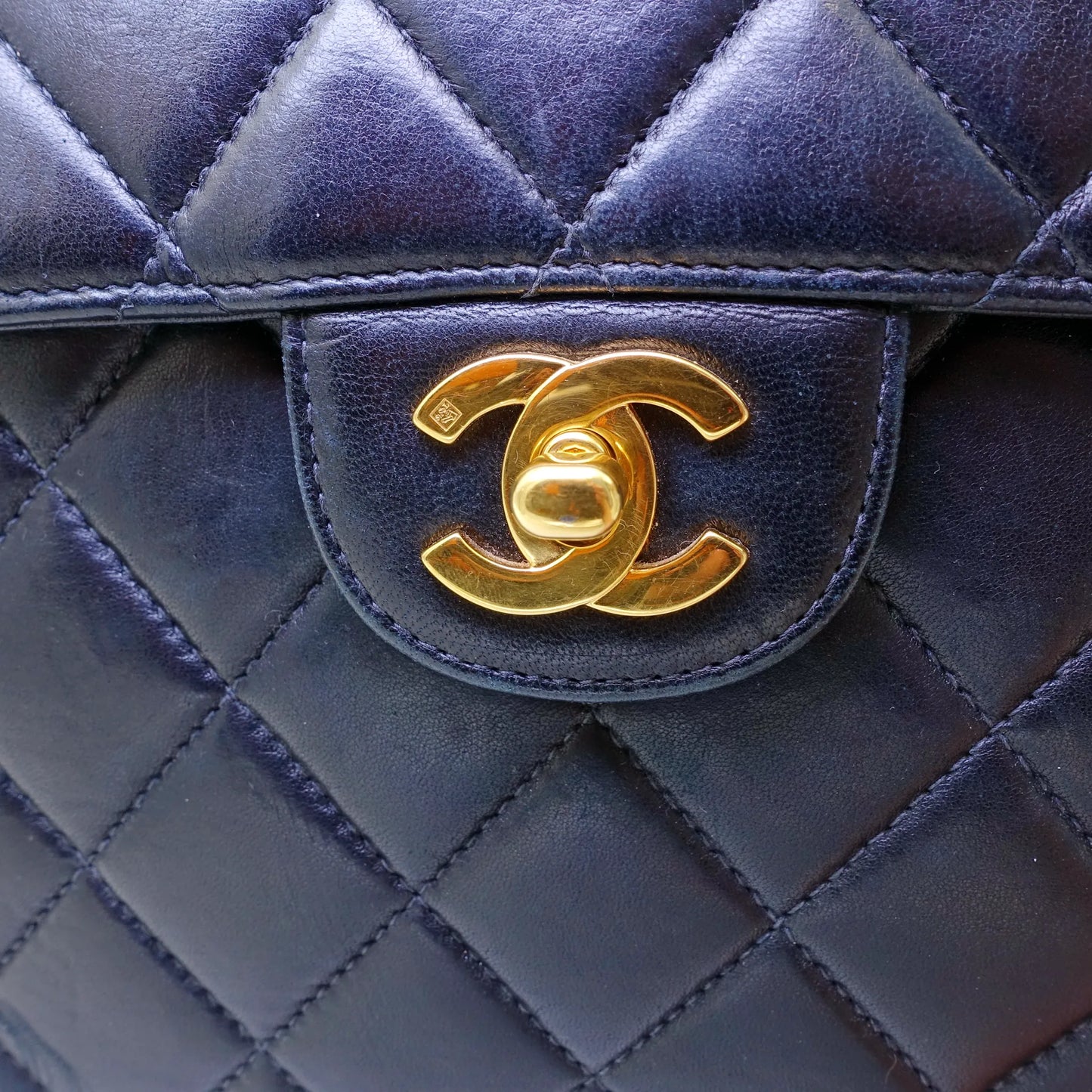 Chanel Classic Single Flap Bag – Black Quilted Lambskin with 24k Gold Hardware (Vintage Series)