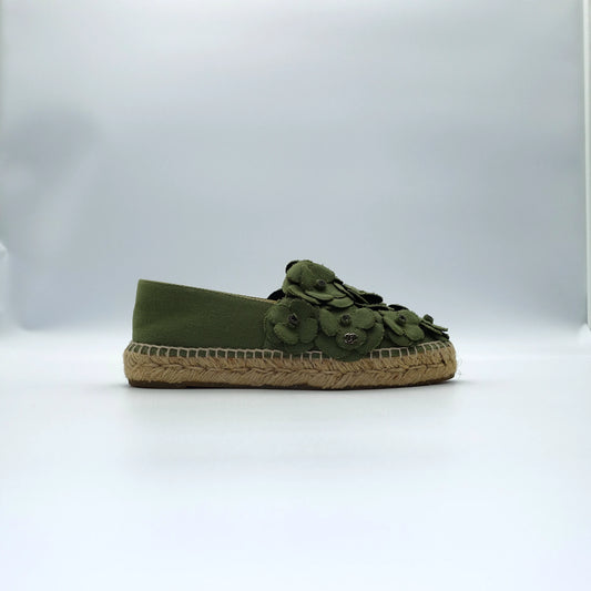Chanel Canvas Green Appliqué Camellia Espadrilles EU36