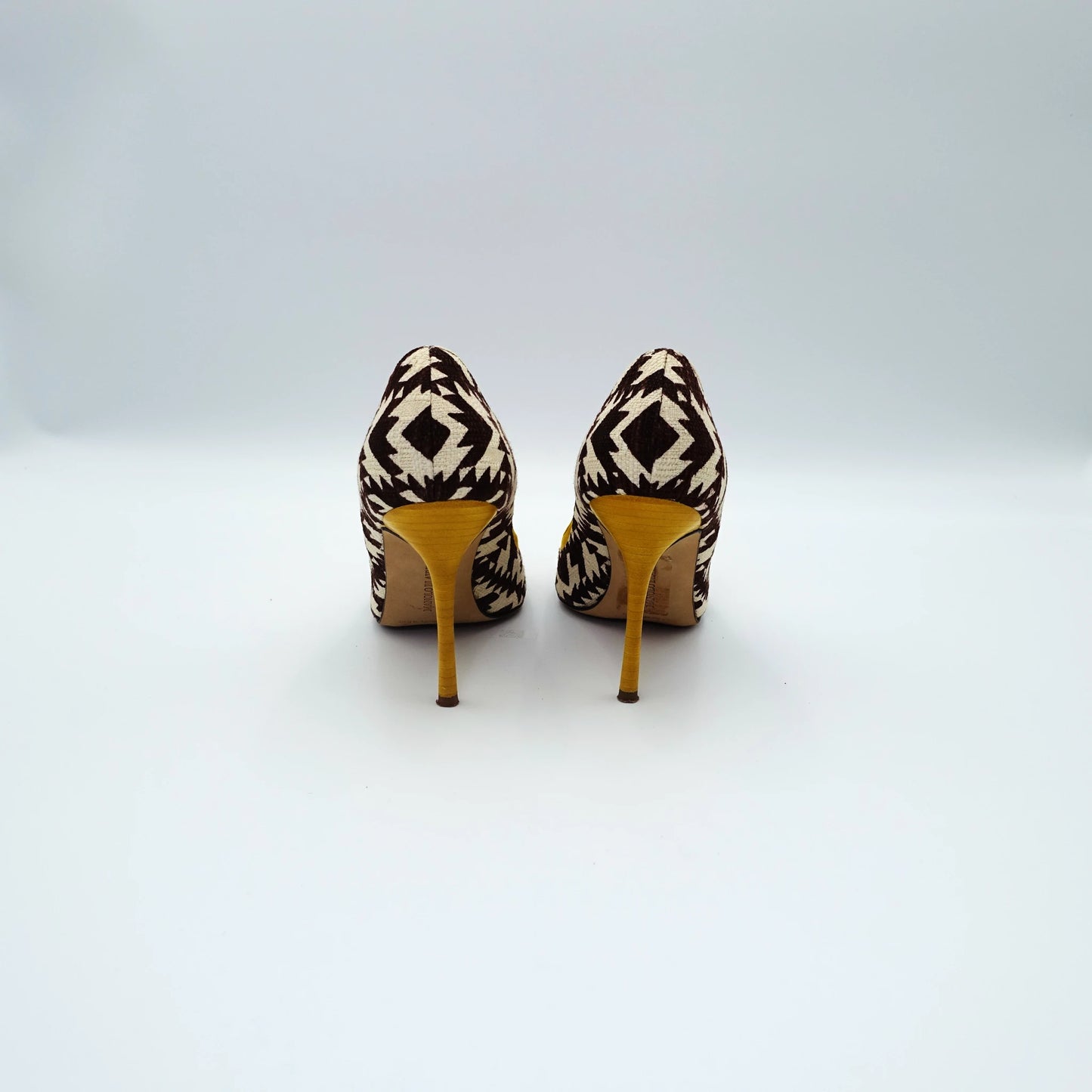Manolo Blahnik Campari peep-toe pumps EU36