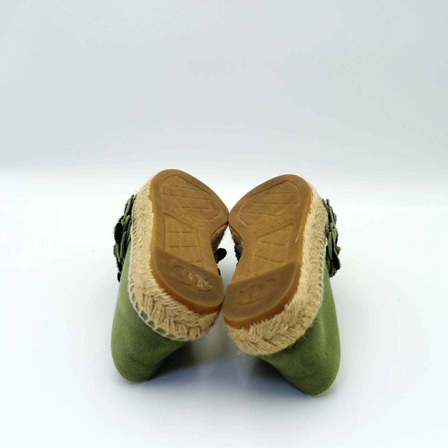 Chanel Canvas Green Appliqué Camellia Espadrilles EU36