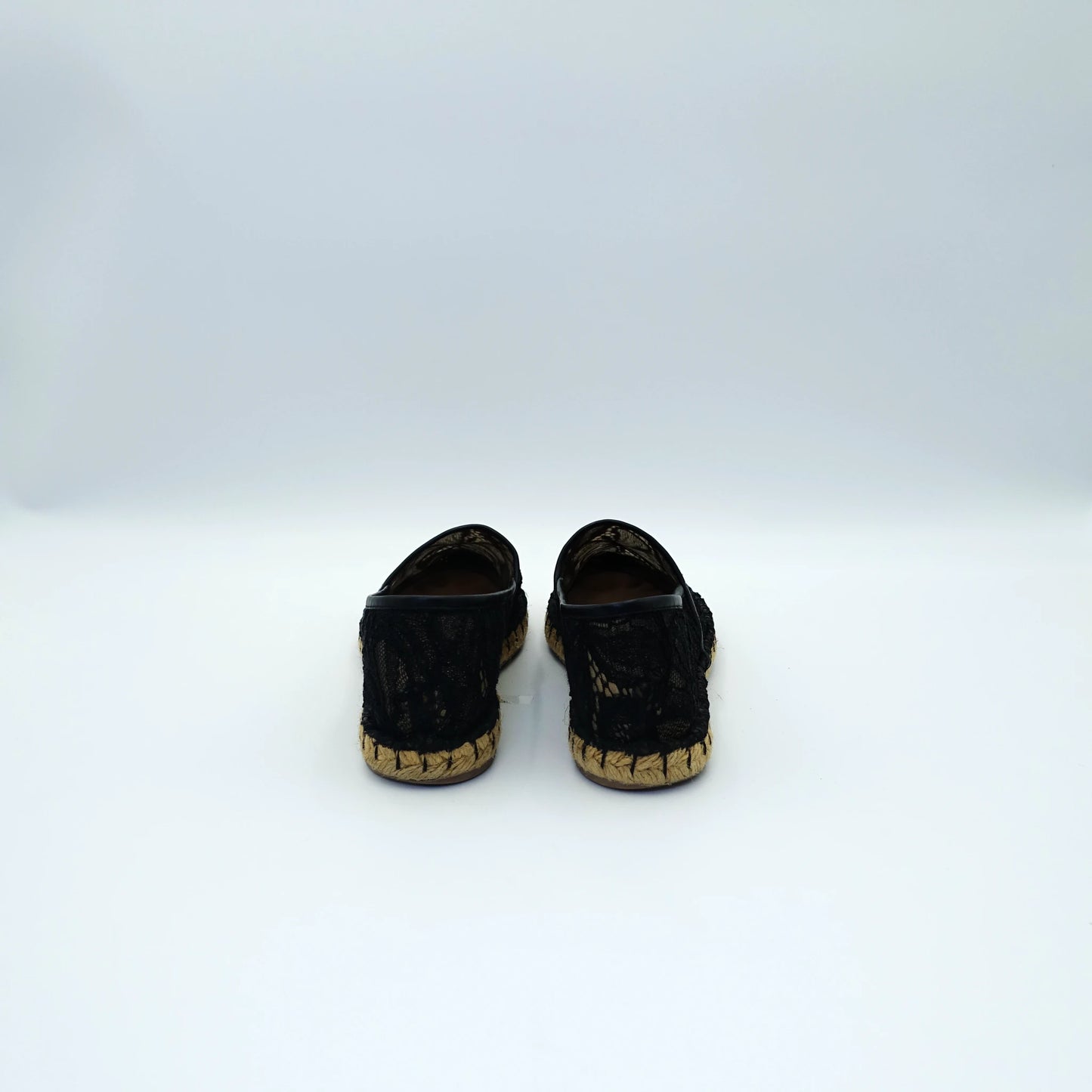 Valentino Garavani Lace Cap-Toe Espadrilles EU36