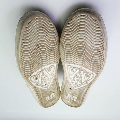 Gucci Ace Embroidered Heart Sneakers EU36