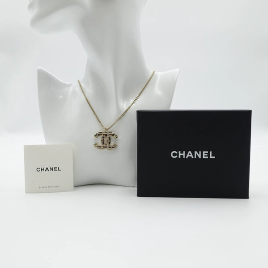 *BRAND NEW*Chanel Large Multicolour CC Beaded & Crystal Pendant Necklace