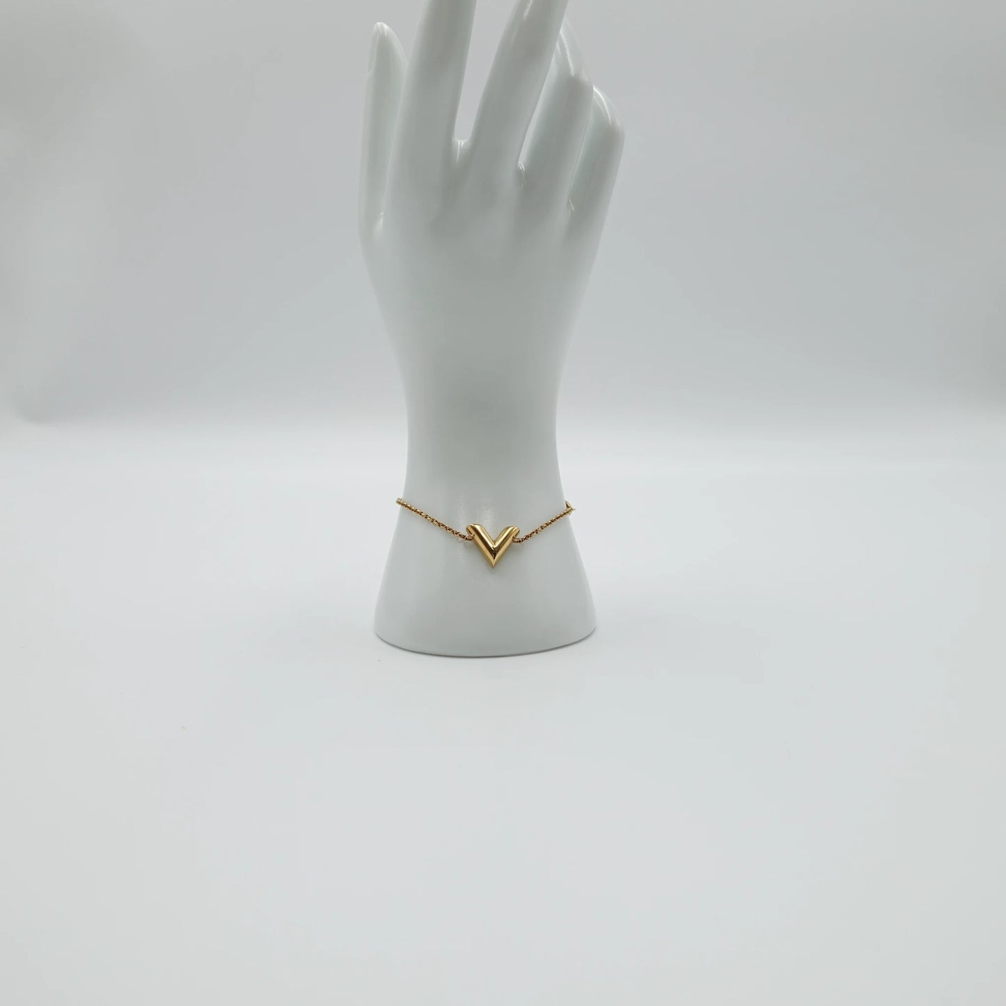 Louis Vuitton Essential V Bracelet