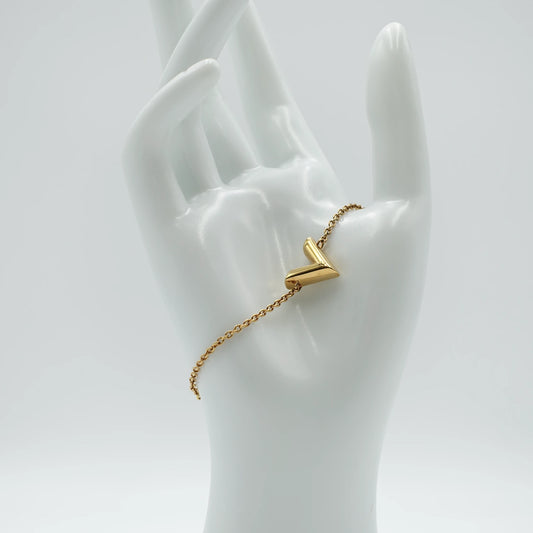 Louis Vuitton Essential V Bracelet