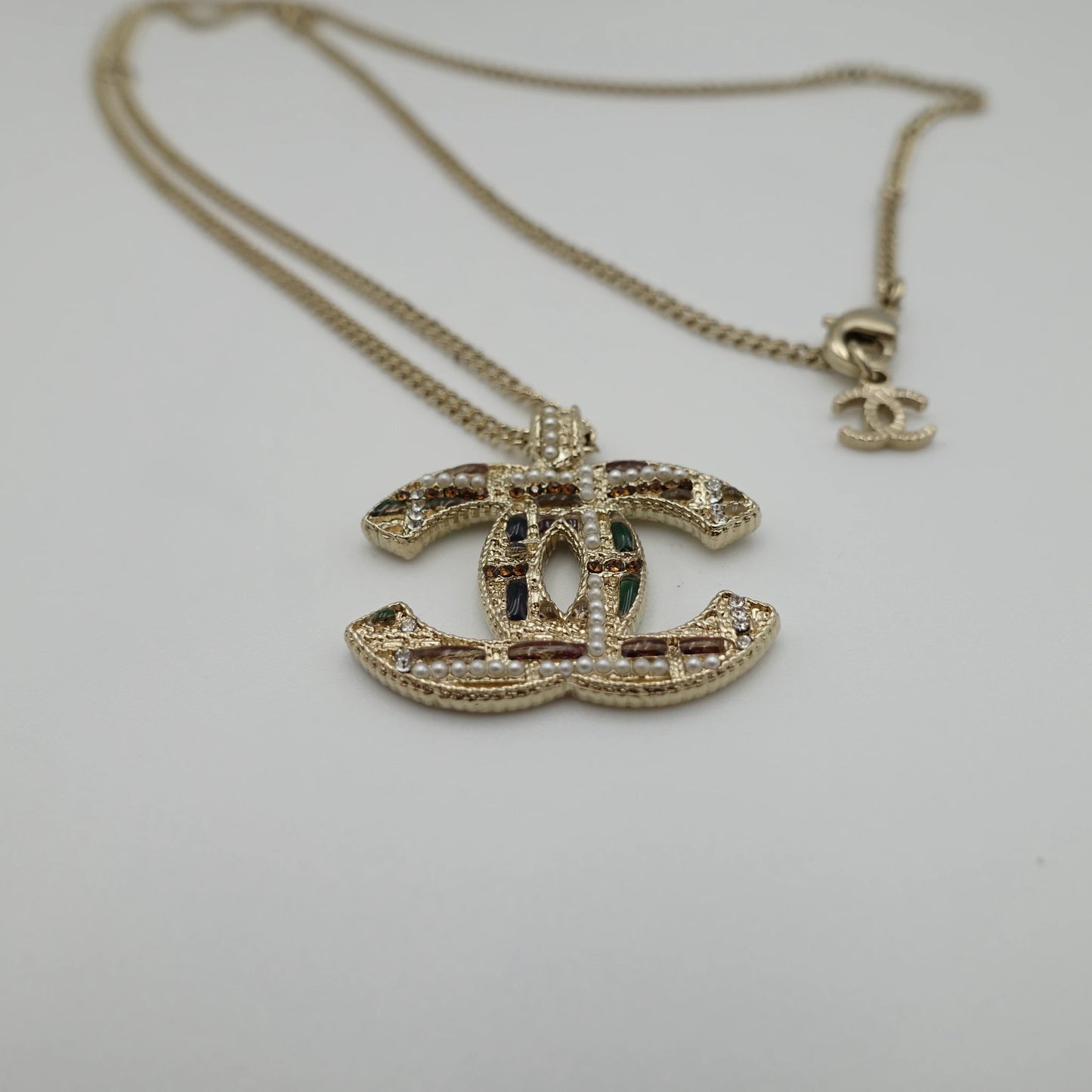 *BRAND NEW*Chanel Large Multicolour CC Beaded & Crystal Pendant Necklace
