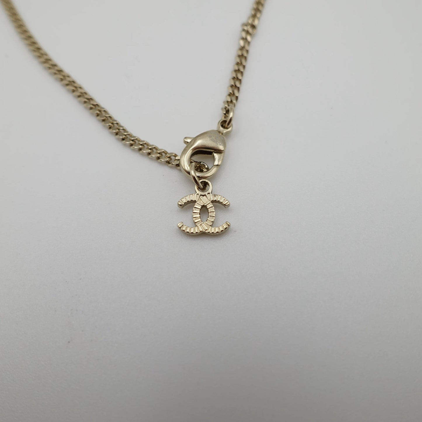 *BRAND NEW*Chanel Large Multicolour CC Beaded & Crystal Pendant Necklace