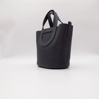 *RARE* Hermès Loop 18 Clémence Leather in Blue Nuit