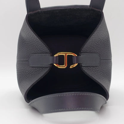 *RARE* Hermès Loop 18 Clémence Leather in Blue Nuit