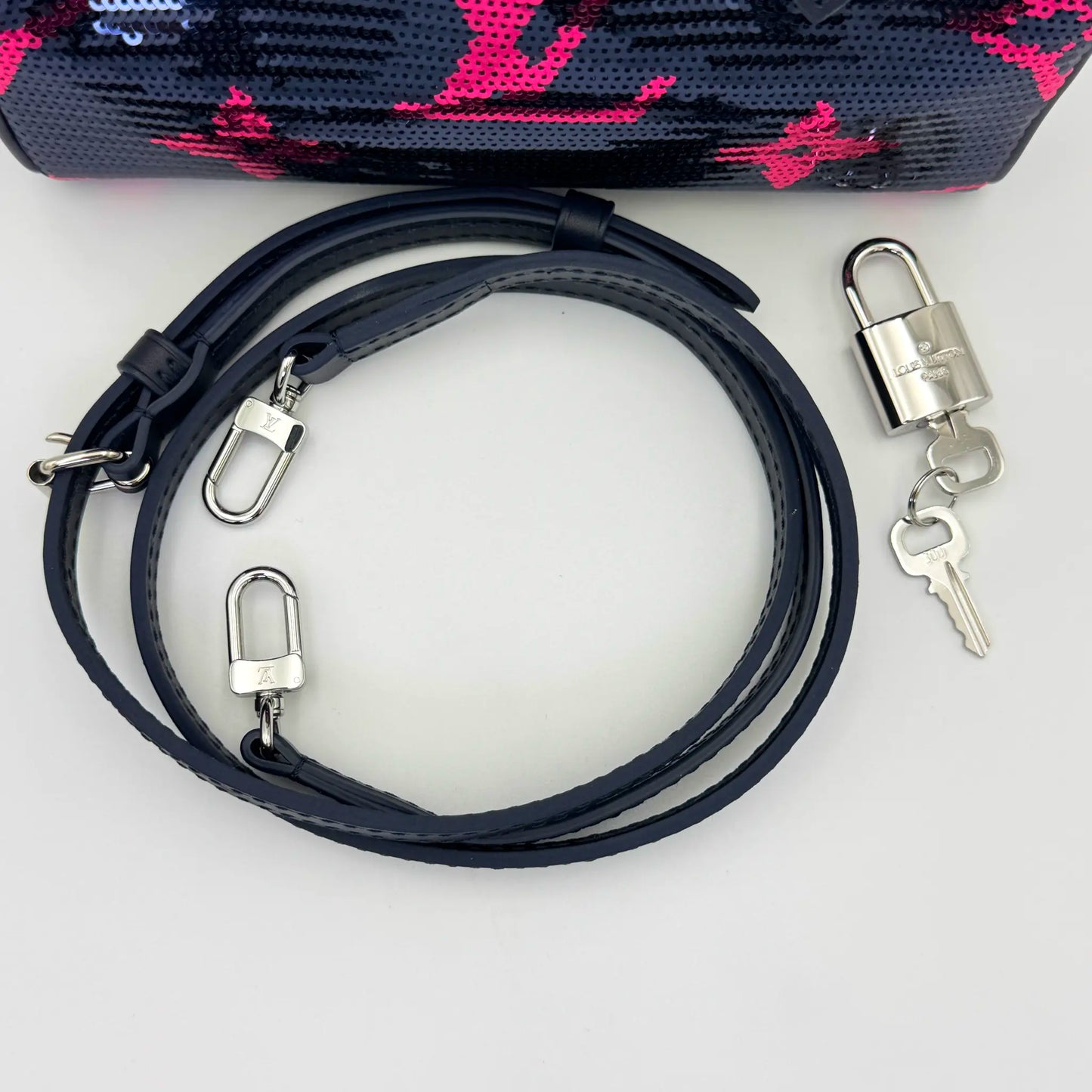 *RARE*Louis Vuitton Speedy Bandoulière 18 – Giant Monogram Sequin Bag